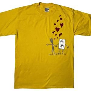 Vintage Gildan Love I Would Die For You Graphic T-Shirt Gold Unisex M